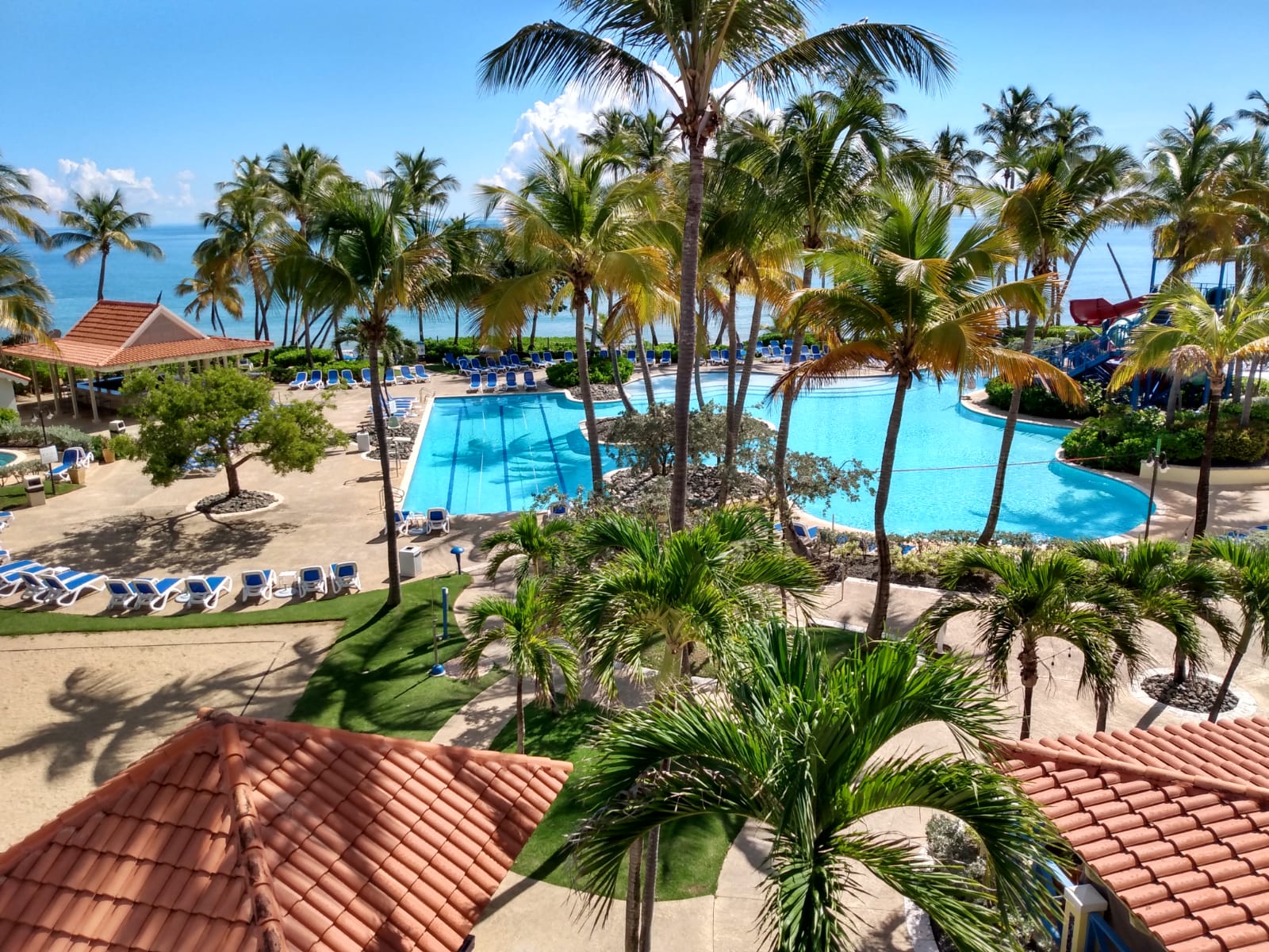 Beach Club con vista al mar